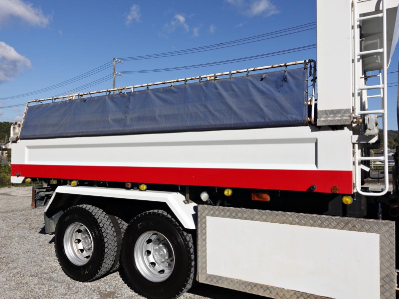 積載9t大型ダンプ|中古トラックの販売・買取・査定のアイナビ