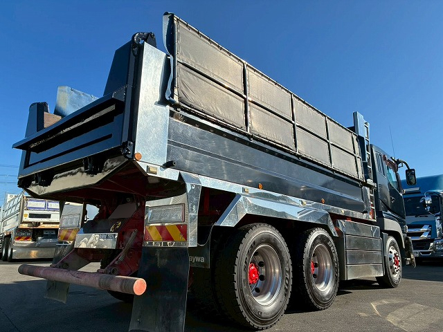 6×43軸2デフ380馬力7速MTマニュアル10t20t土砂ダンプ|中古トラックの販売・買取・査定のアイナビ