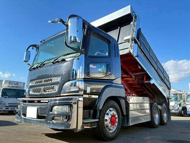 6×43軸2デフ380馬力7速MTマニュアル10t20t土砂ダンプ|中古トラックの販売・買取・査定のアイナビ