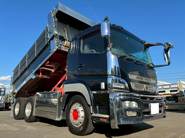 6×43軸2デフ380馬力7速MTマニュアル10t20t土砂ダンプ|中古トラックの販売・買取・査定のアイナビ