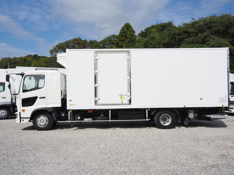 日野 冷凍バン レンジャー|中古トラックの販売・買取・査定のアイナビ