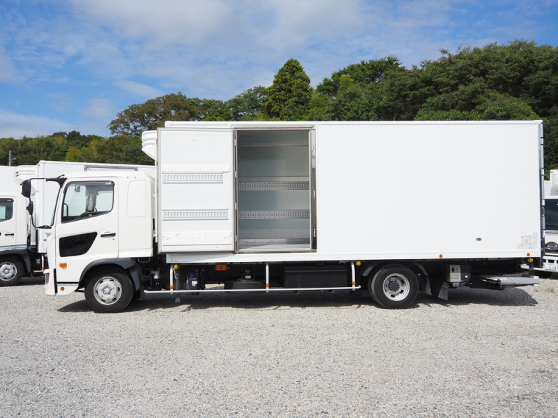 日野 冷凍バン レンジャー|中古トラックの販売・買取・査定のアイナビ