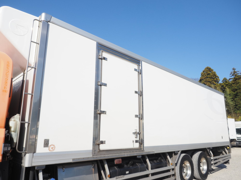 いすゞ 冷凍バン ギガ|中古トラックの販売・買取・査定のアイナビ