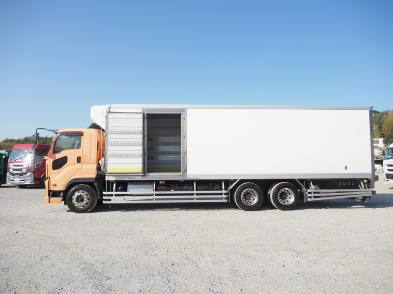 いすゞ 冷凍バン ギガ|中古トラックの販売・買取・査定のアイナビ