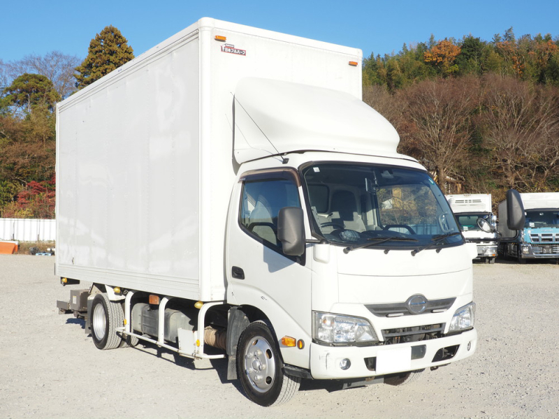 日野 バン車 デュトロ|中古トラックの販売・買取・査定のアイナビ
