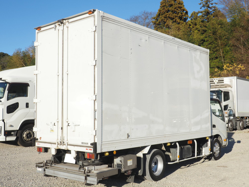 日野 バン車 デュトロ|中古トラックの販売・買取・査定のアイナビ