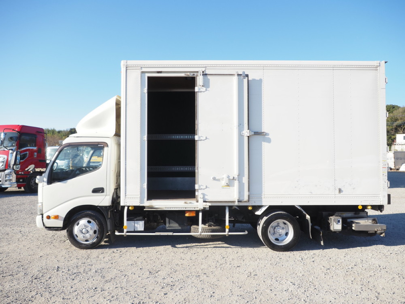 日野 バン車 デュトロ|中古トラックの販売・買取・査定のアイナビ