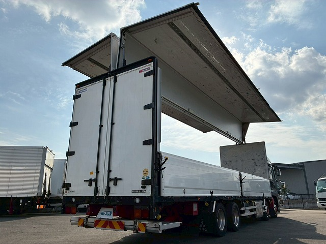 4軸低床2デフアルミホイールパブコ6R20シフトパイロット|中古トラックの販売・買取・査定のアイナビ