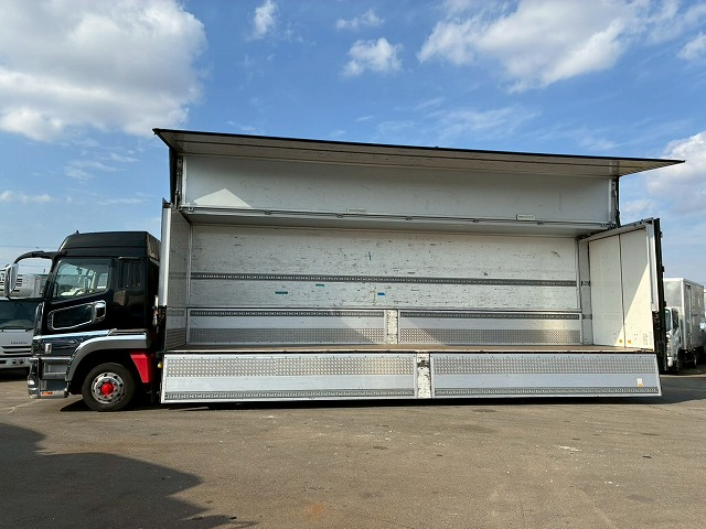 4軸低床2デフアルミホイールパブコ6R20シフトパイロット|中古トラックの販売・買取・査定のアイナビ