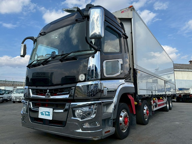 4軸低床2デフアルミホイールパブコ6R20シフトパイロット|中古トラックの販売・買取・査定のアイナビ