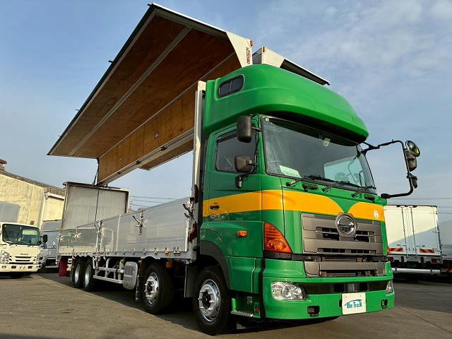 8×4スーパーハイルーフ日本フルハーフ後輪エアサス|中古トラックの販売・買取・査定のアイナビ