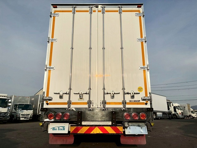 8×4スーパーハイルーフ日本フルハーフ後輪エアサス|中古トラックの販売・買取・査定のアイナビ