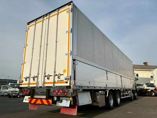 8×4スーパーハイルーフ日本フルハーフ後輪エアサス|中古トラックの販売・買取・査定のアイナビ