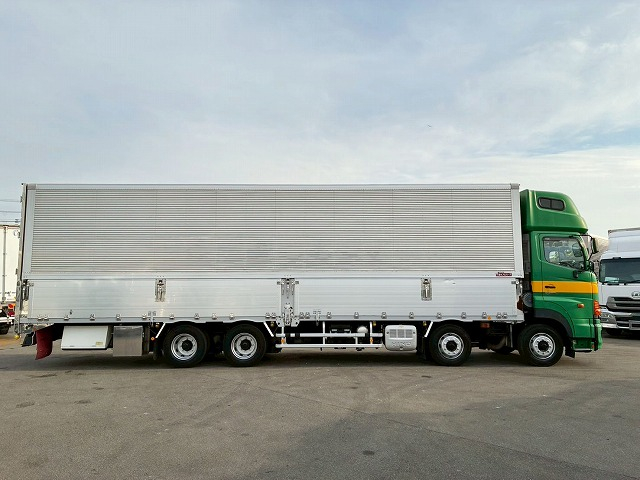 8×4スーパーハイルーフ日本フルハーフ後輪エアサス|中古トラックの販売・買取・査定のアイナビ