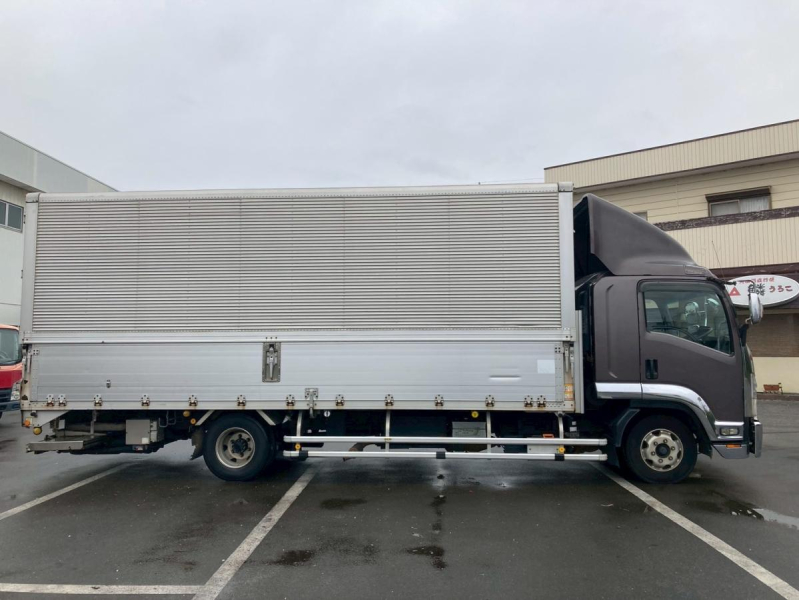 2.3トン積載6200ボディワイド格納PG後輪エアサスベット付|中古トラックの販売・買取・査定のアイナビ
