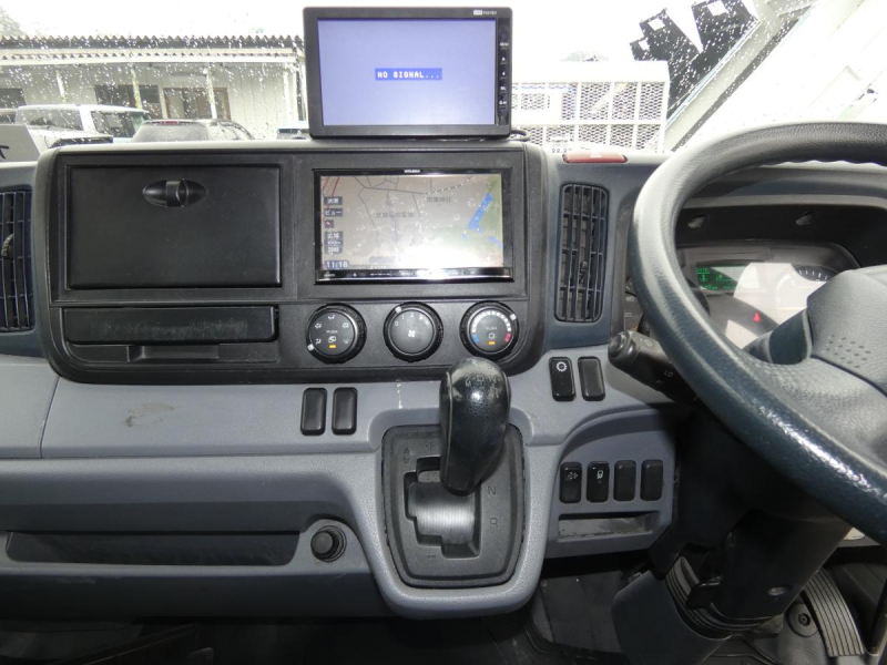 H252トン ダンプ オトマ ナビ|中古トラックの販売・買取・査定のアイナビ