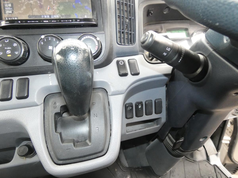 H252トン ダンプ オトマ ナビ|中古トラックの販売・買取・査定のアイナビ