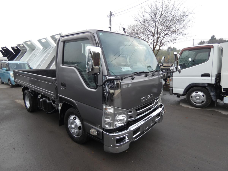 H28 2トン 平ボデー オートマ ETC|中古トラックの販売・買取・査定のアイナビ