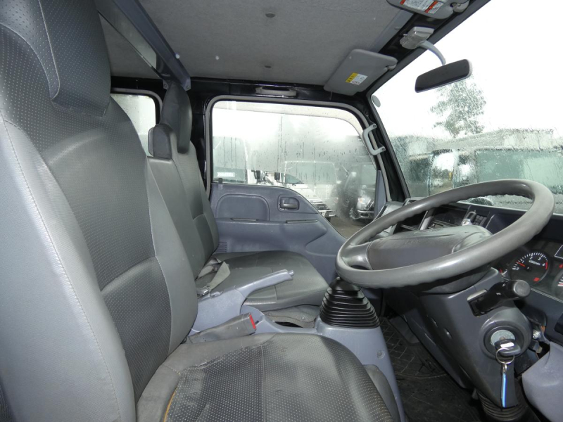 1.75トン Wキャブダンプ ETC|中古トラックの販売・買取・査定のアイナビ