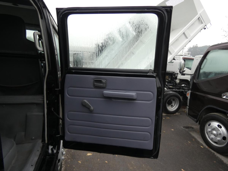 1.75トン Wキャブダンプ ETC|中古トラックの販売・買取・査定のアイナビ