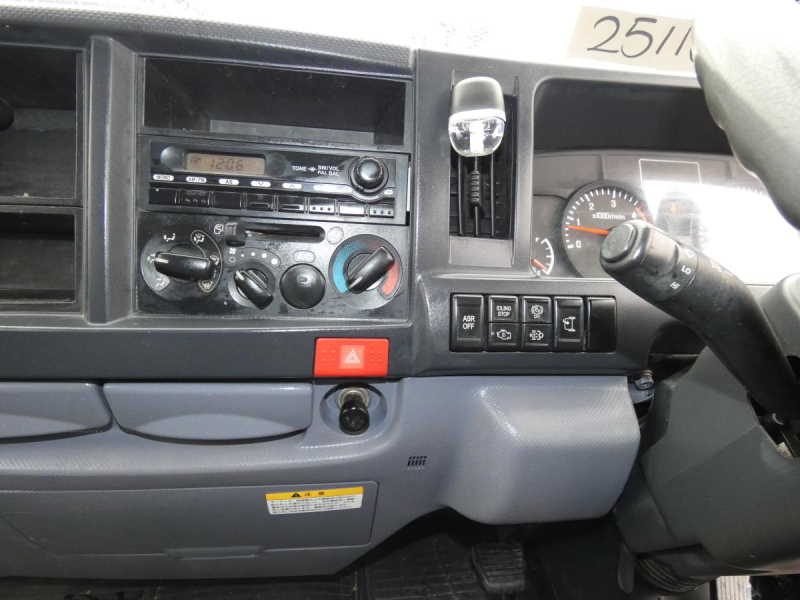 1.75トン Wキャブダンプ ETC|中古トラックの販売・買取・査定のアイナビ