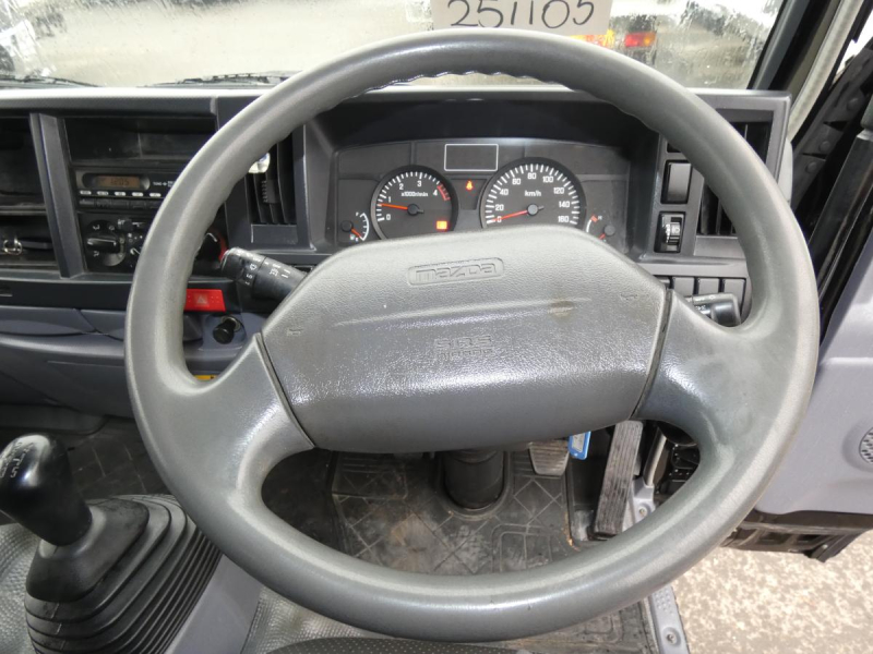 1.75トン Wキャブダンプ ETC|中古トラックの販売・買取・査定のアイナビ