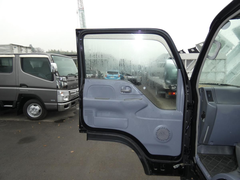 1.75トン Wキャブダンプ ETC|中古トラックの販売・買取・査定のアイナビ