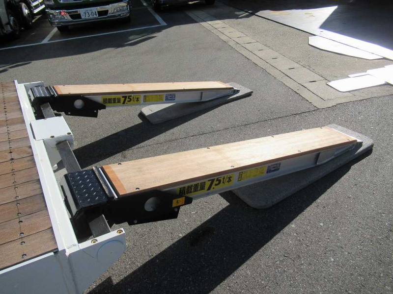 フジタ ウィンチ 自動あゆみ 12300㎏積載|中古トラックの販売・買取・査定のアイナビ