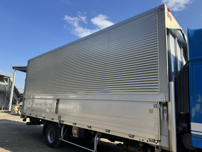 ワイド ベッド付 ハイルーフ 6.2mボデー|中古トラックの販売・買取・査定のアイナビ