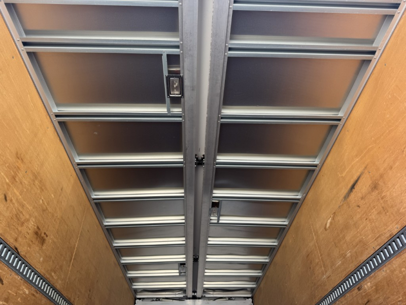 ワイド ベッド付 ハイルーフ 6.2mボデー|中古トラックの販売・買取・査定のアイナビ