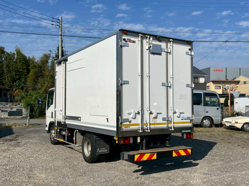 ワイドロング 日本フルハーフ サイドドア|中古トラックの販売・買取・査定のアイナビ