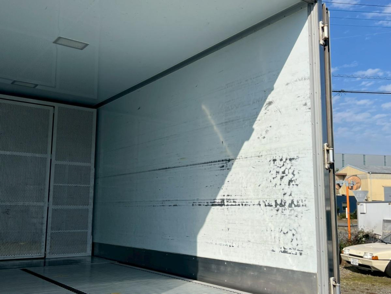 ワイドロング 日本フルハーフ サイドドア|中古トラックの販売・買取・査定のアイナビ