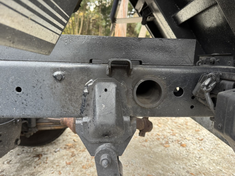 Wキャブダンプ 10尺 全低床 極東開発 DD02-31|中古トラックの販売・買取・査定のアイナビ