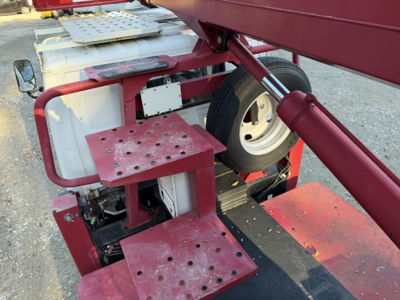 アイチ SS12A 作業床高さ11.9m バケット200kg|中古トラックの販売・買取・査定のアイナビ