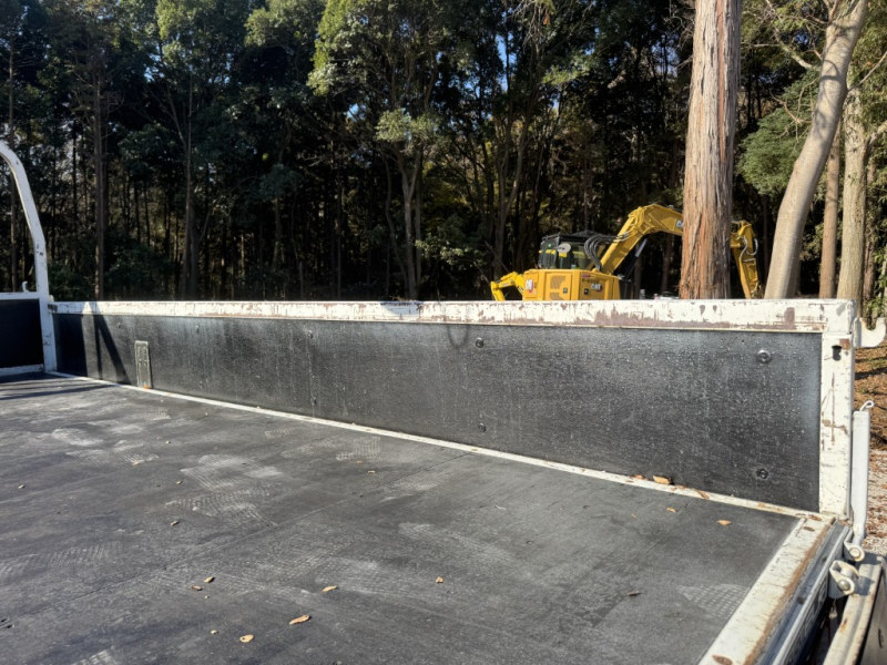 ワイドロング4段ブームタダノラジコン車検付|中古トラックの販売・買取・査定のアイナビ