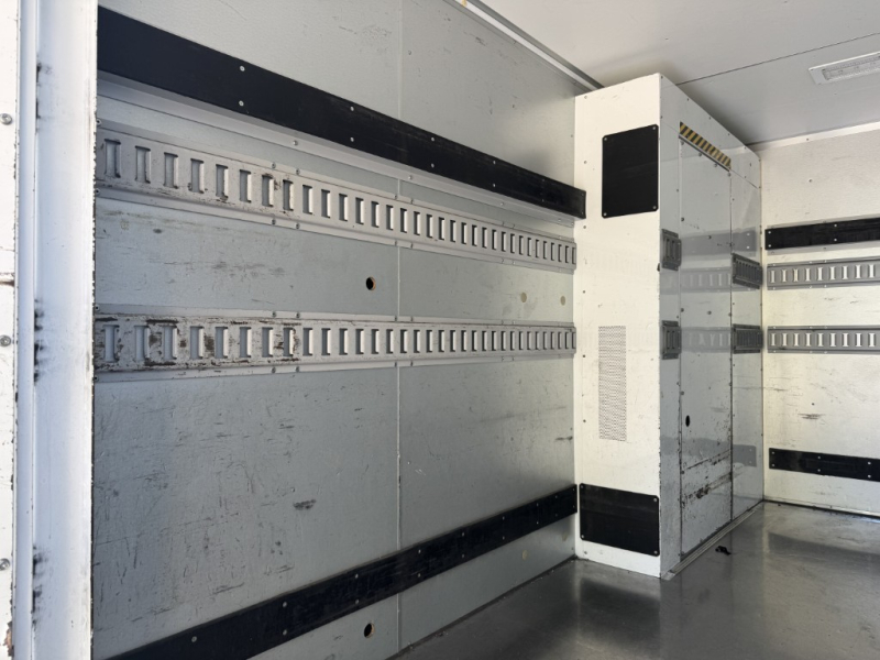 10尺 全低床 サイドドア AT|中古トラックの販売・買取・査定のアイナビ