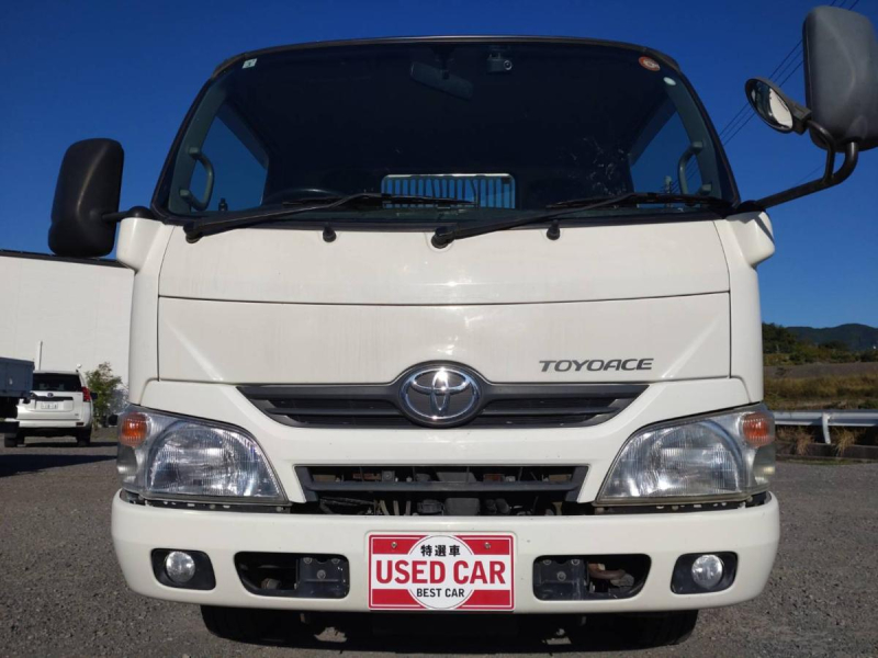 トヨタトヨエース2トンダンプ 1年保証付き 全低床 3方開|中古トラックの販売・買取・査定のアイナビ