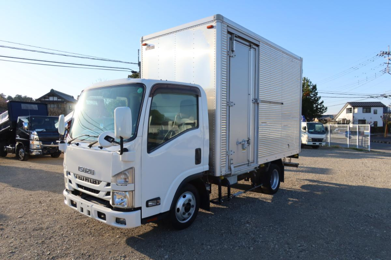 標準幅 セミロング アルミバン 積載2000kg|中古トラックの販売・買取・査定のアイナビ