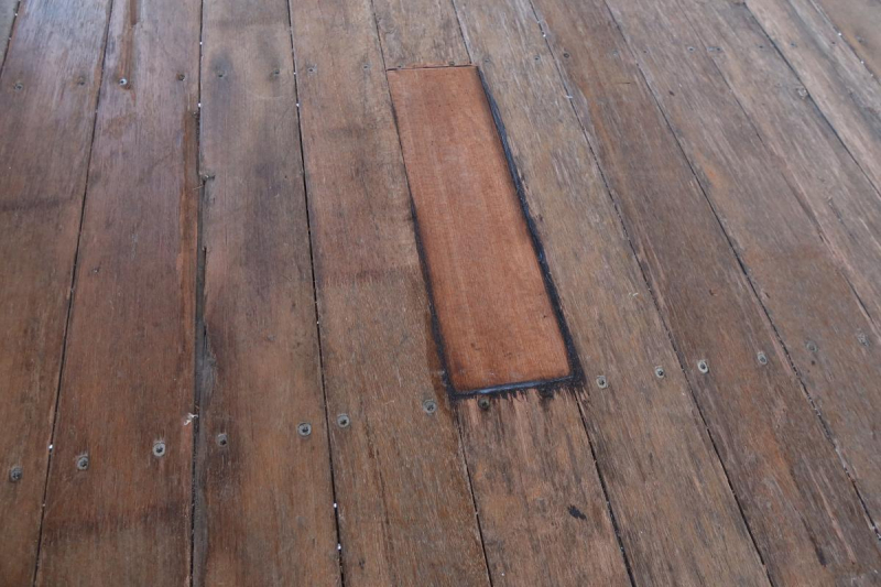 標準幅 セミロング アルミバン 積載2000kg|中古トラックの販売・買取・査定のアイナビ