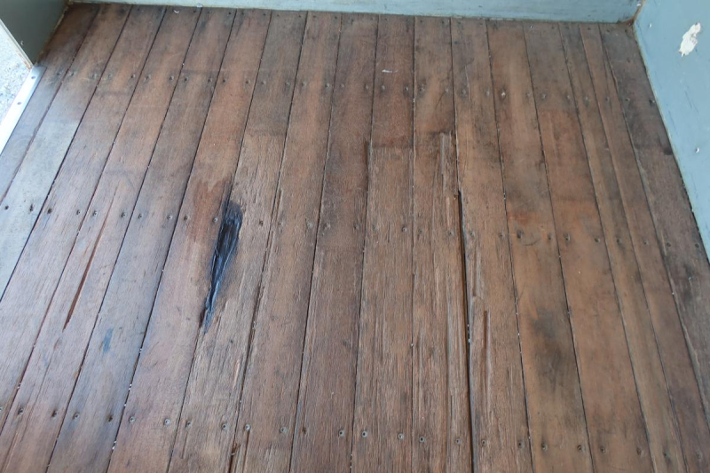 標準幅 セミロング アルミバン 積載2000kg|中古トラックの販売・買取・査定のアイナビ