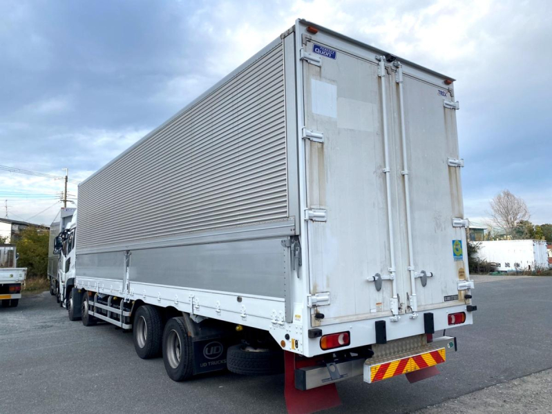 平成30年UDクオンアルミウイングハイルーフSコット2PG-CG5CA|中古トラックの販売・買取・査定のアイナビ