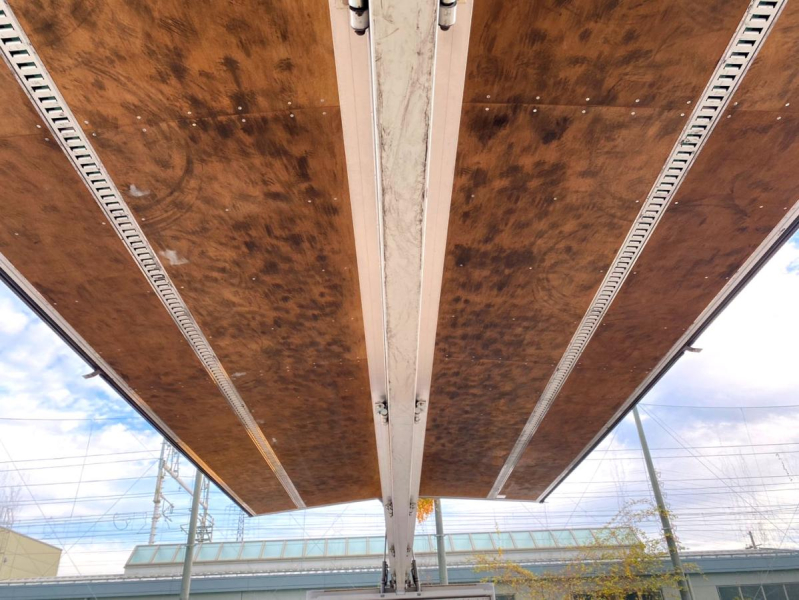 平成30年UDクオンアルミウイングハイルーフSコット2PG-CG5CA|中古トラックの販売・買取・査定のアイナビ