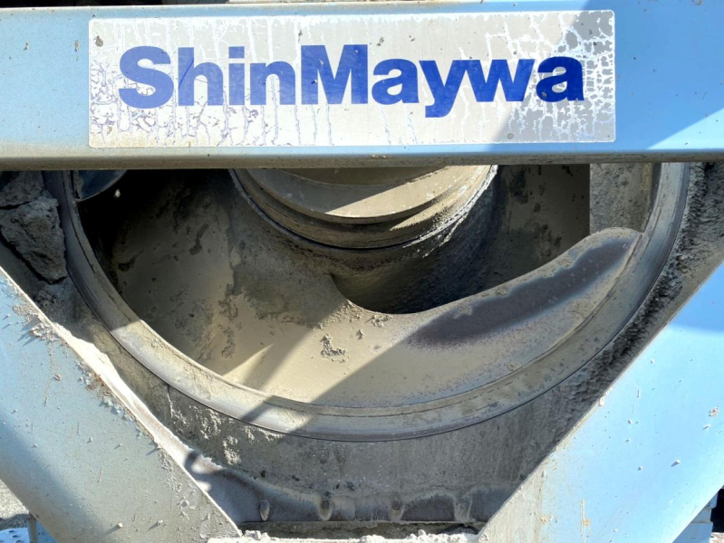 平成27年日野レンジャー増トンミキサー新明和LDG-GK8JKAA|中古トラックの販売・買取・査定のアイナビ