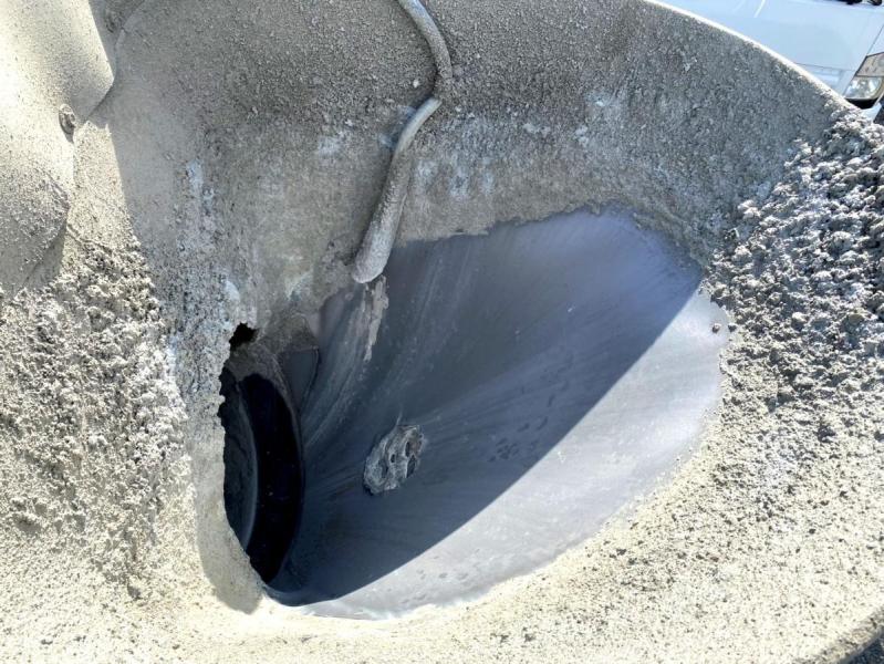 平成27年日野レンジャー増トンミキサー新明和LDG-GK8JKAA|中古トラックの販売・買取・査定のアイナビ