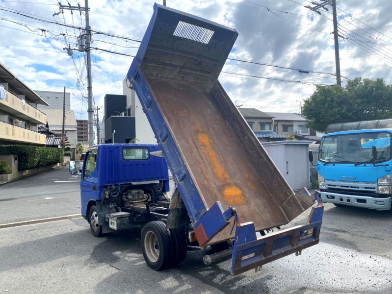 平成18年三菱ふそうキャンター2tダンプ低床PA-FE71DBD|中古トラックの販売・買取・査定のアイナビ