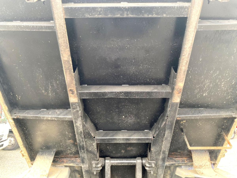 平成18年三菱ふそうキャンター2tダンプ低床PA-FE71DBD|中古トラックの販売・買取・査定のアイナビ