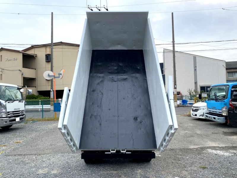 令和2年いすゞエルフ2t深ダンプ低床全塗装済2RG-NJR88AN|中古トラックの販売・買取・査定のアイナビ