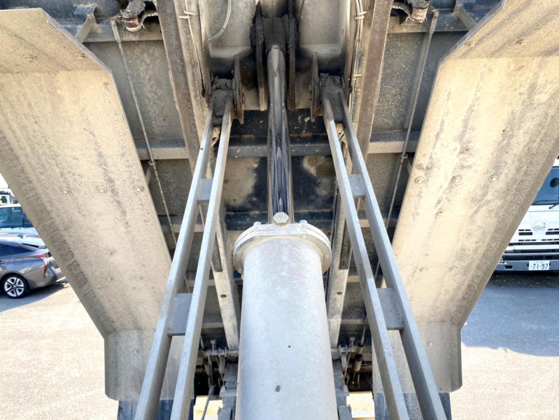 令和1年三菱ふそうスーパーグレートダンプ積載8.7t2PG-FV70HX|中古トラックの販売・買取・査定のアイナビ