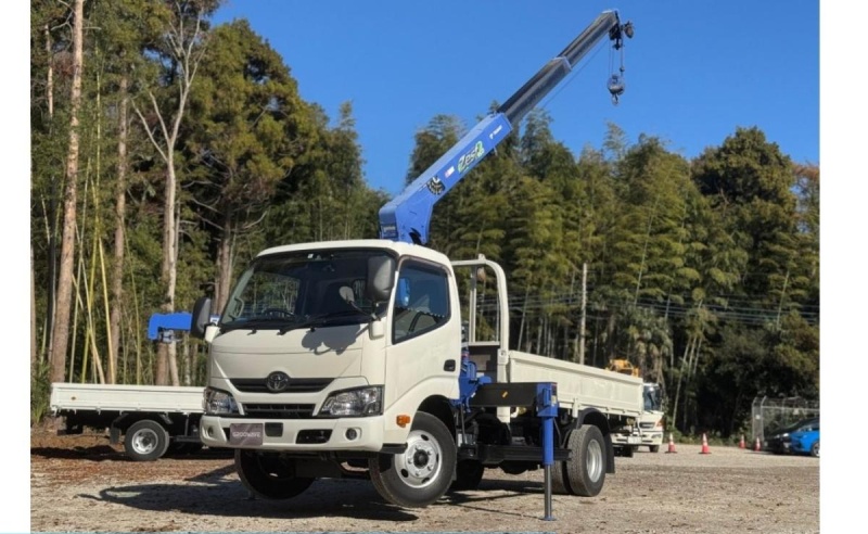 標準ロング吊t数2.6t吊3段ブームタダノラジコン|中古トラックの販売・買取・査定のアイナビ