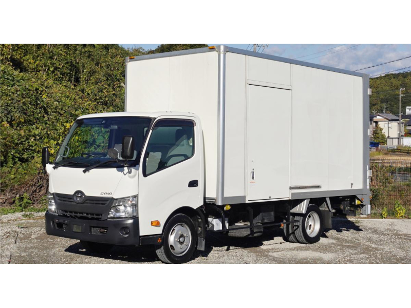 垂直パワーゲート600kgワイドロングパネルバン|中古トラックの販売・買取・査定のアイナビ